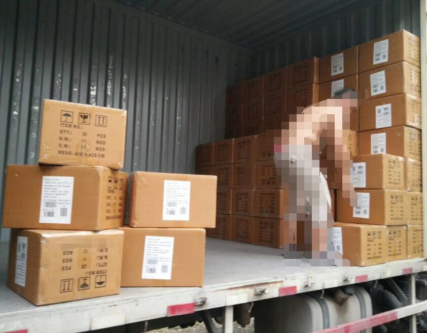 Republic Of Moldova Customer 5000pcs Heat Resistant Drinking Bottle Is Going To Send Out