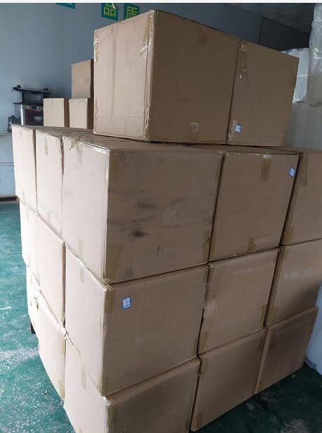 American Customer's 2000 PCS Flat Water Bottle Can Be Shipping Today
