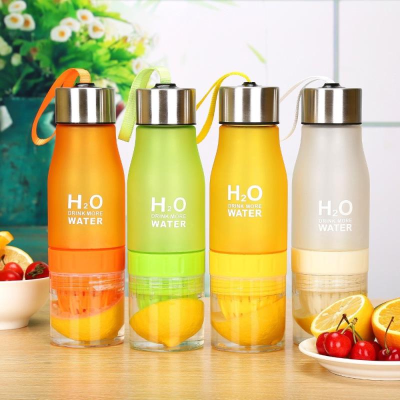 Portable H2O Fruit Infuser Water Bottle/Lemon Squeezer Tumbler bottle