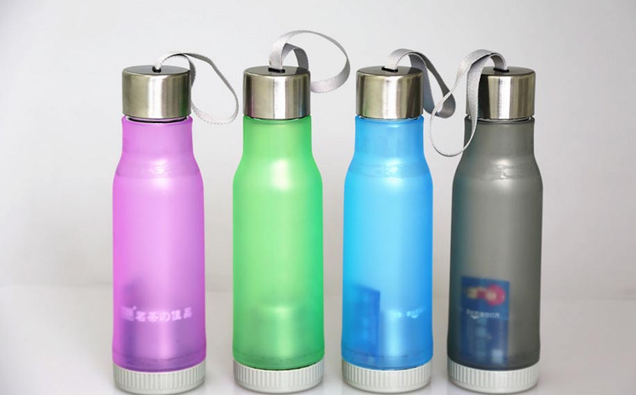 Plastic Water Bottle With Tea Filter