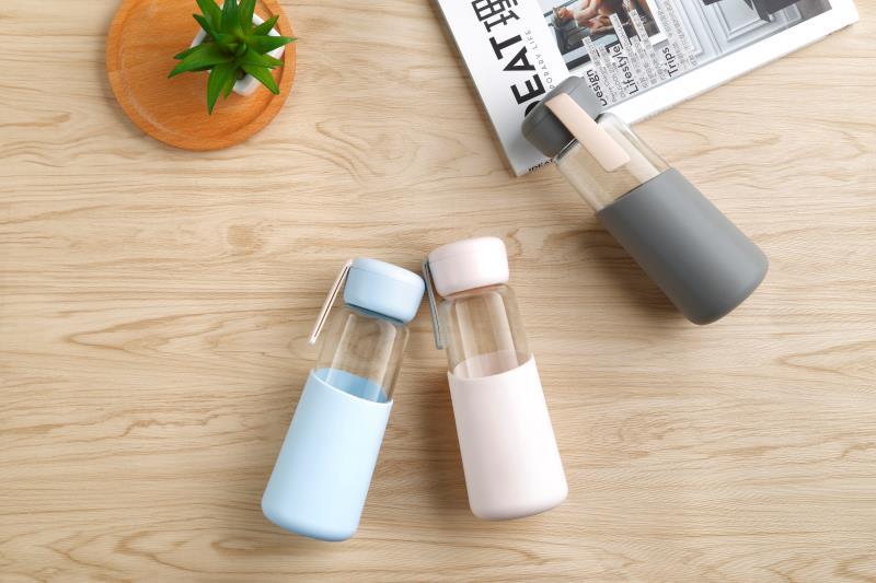 400ml Glass Water Bottle With Silicone Sleeve