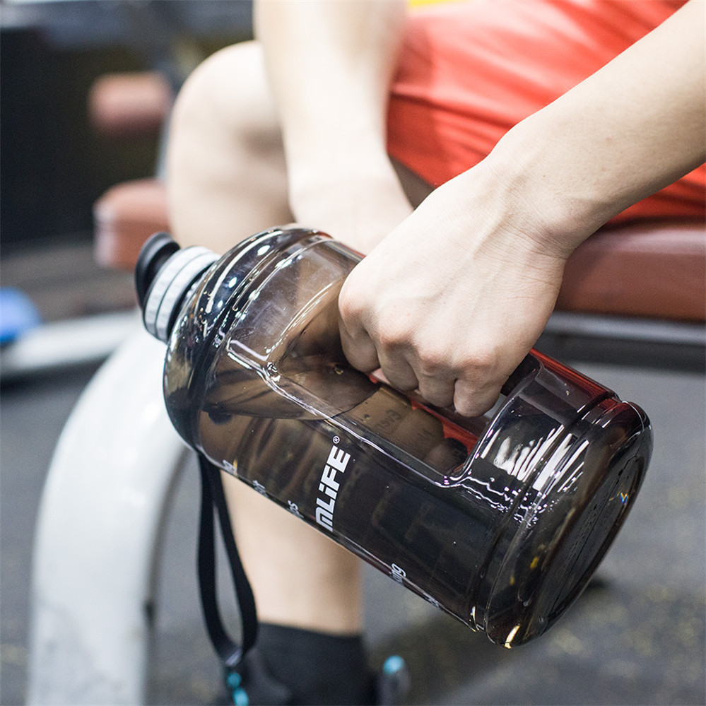 2020 bpa free plastic new motivational time marker Amazon hot sale 1 gallon tritan gym water bottle 