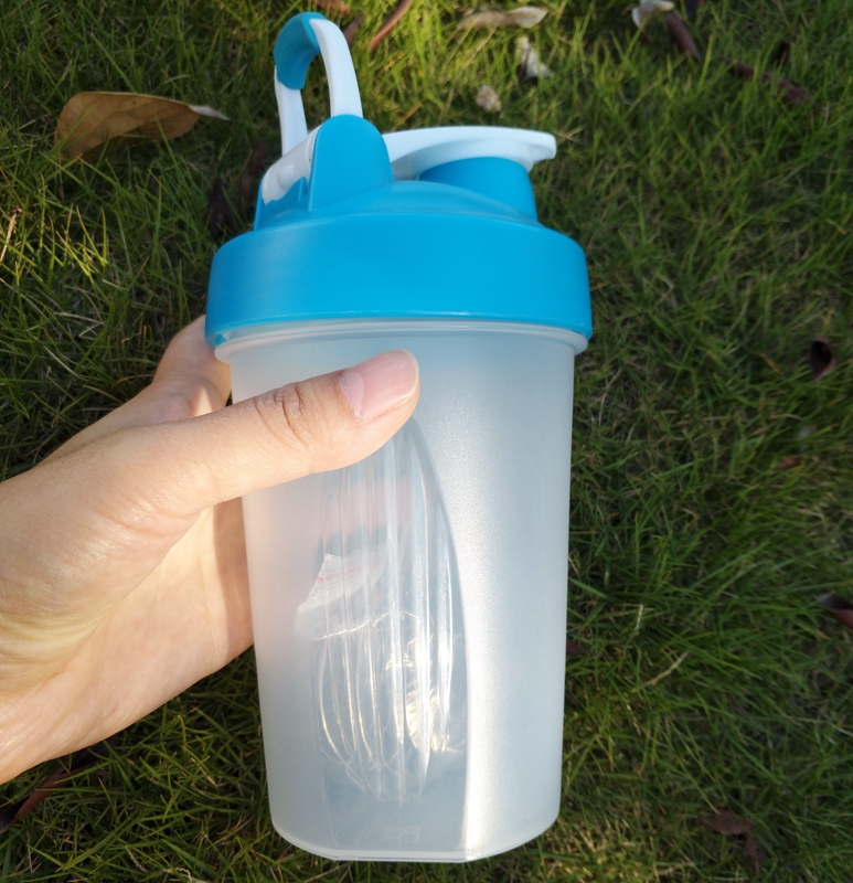 400ml custom logo protein shaker , gym sport shaker bottle with mixing ball